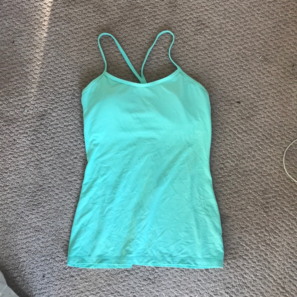 BEAUTIFUL TEAL LULU WORKOUT TOP W BUILT IN BRA